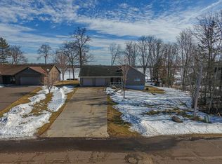 788 Magnor Lake Ln, Clayton, WI 54004