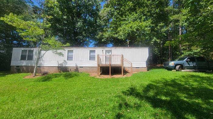 1st image of 121 Shelby Dr