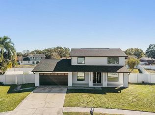 16107 Pebblebrook Dr, Tampa, FL 33624