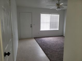 3079 Twin County St #B, Springdale, AR 72764