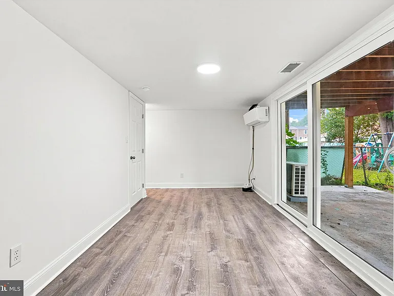 7813 Midis Pl #2 — Photo 3