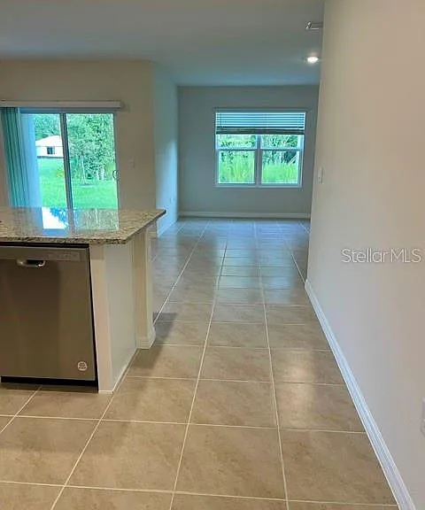 1950 Deep Lake Cir — Photo 9