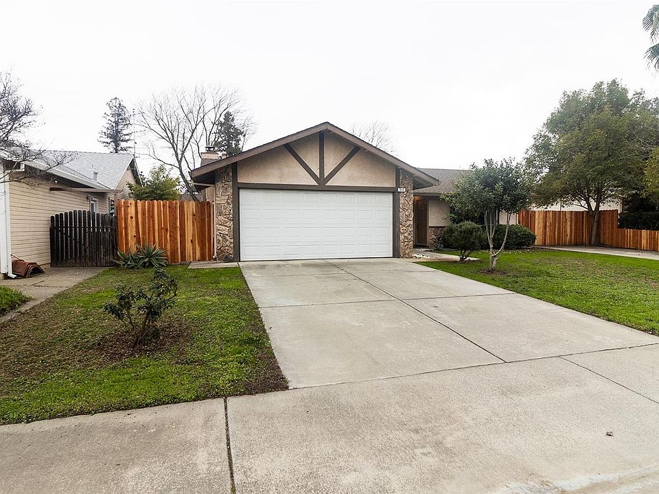1st image of 213 Glacier Pl