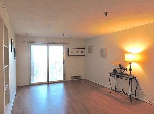 3rd image of 115 W Squantum St APT 915