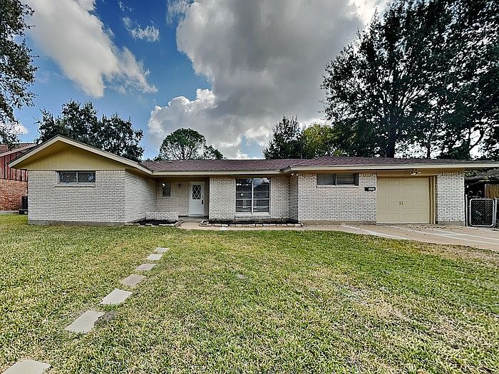 1st image of 1607 17th Ave N