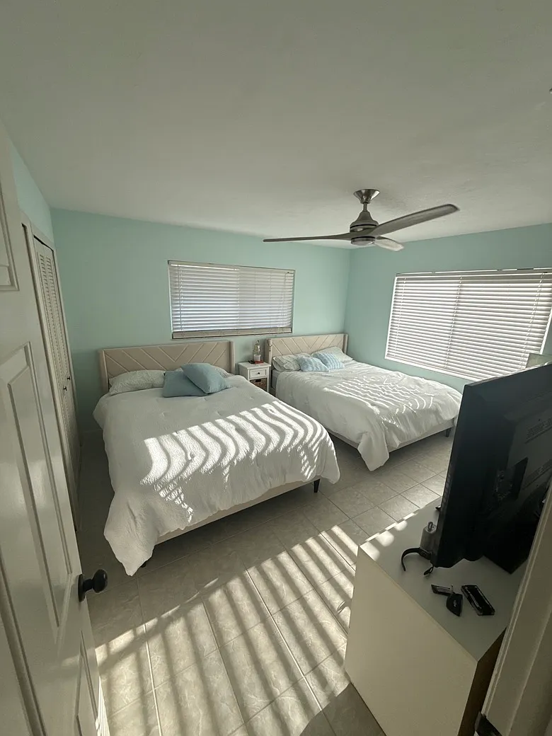 2 bed, 1250 sqft, $6,000 — Photo 3