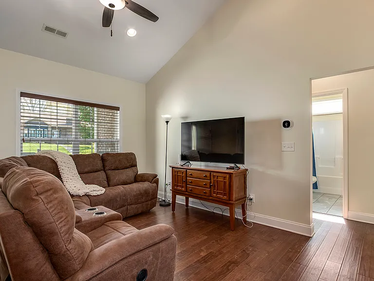 134 Daleyuhski Way — Photo 7