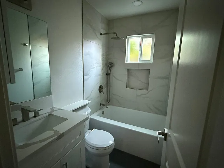6209 Pinecreek Way — Photo 4
