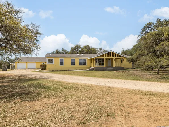 1547 Lost Trail, New Braunfels, TX 78132