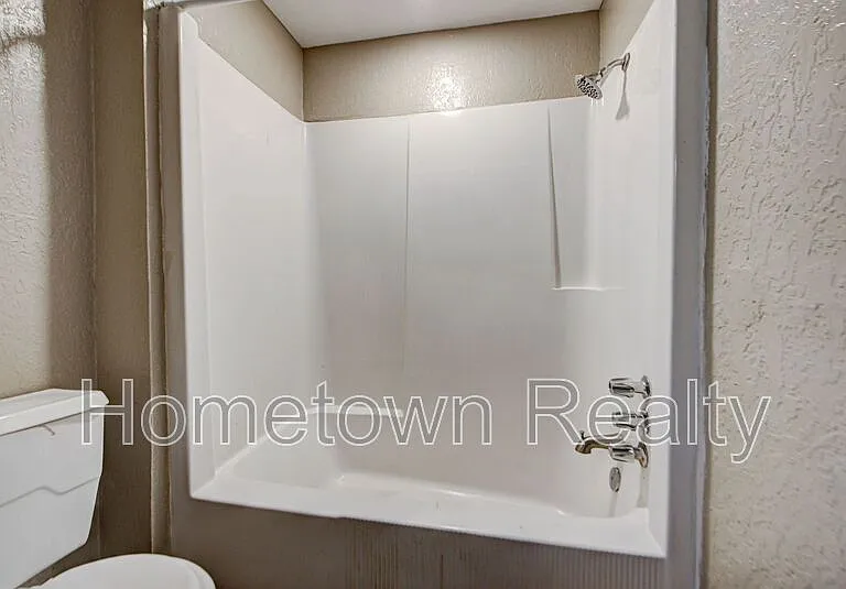 7301 Edenborough Dr — Photo 34