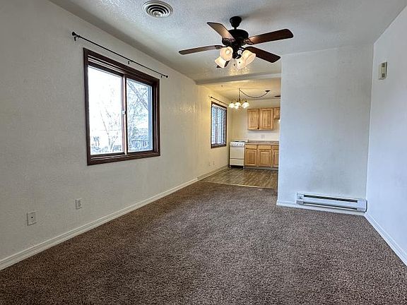 4th image of 1005 Central Ave APT B