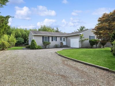 3 Starfish Lane, Hampton Bays, NY, 11946