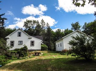 218 Waterville Rd, Belfast, ME 04915