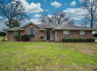 13813 Birchwood Cir, Lindale, TX 75771