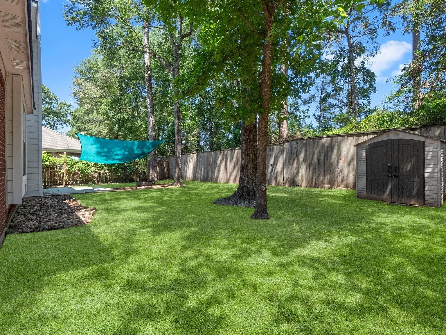 4 bed, 2.5 bath, 2456 sqft, $3,500 — Photo 3