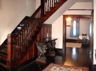 306 W Washington St, Cuba, MO 65453