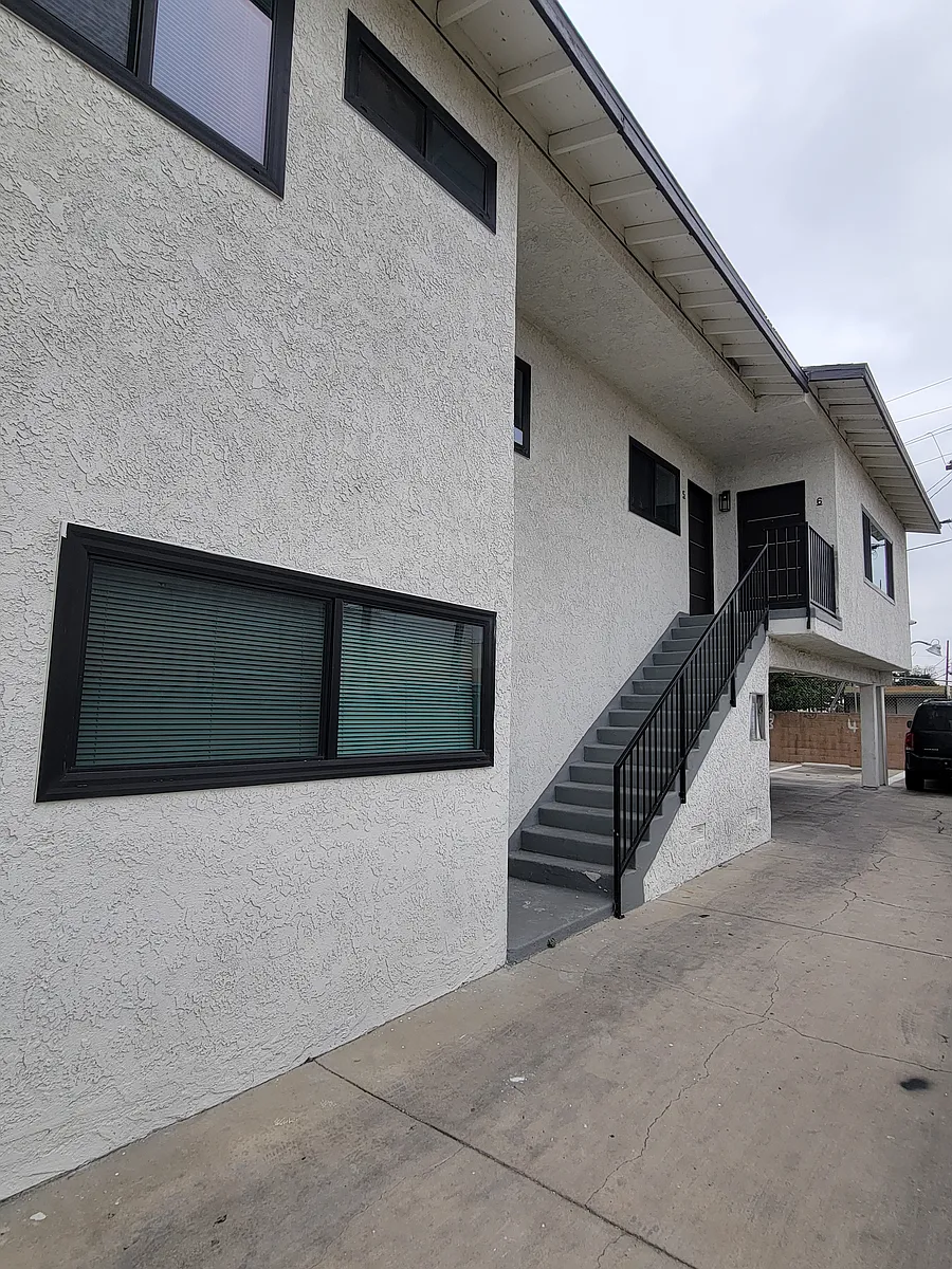 Building Photo - 2532 Hauser Blvd #5