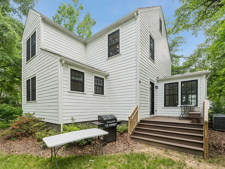 7209 Dartmouth Ave — Photo 9