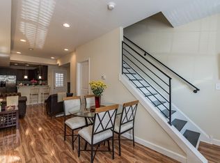1004 N American St, Philadelphia, PA 19123