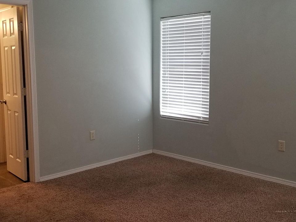 1st image of 1114 E 8th Ave