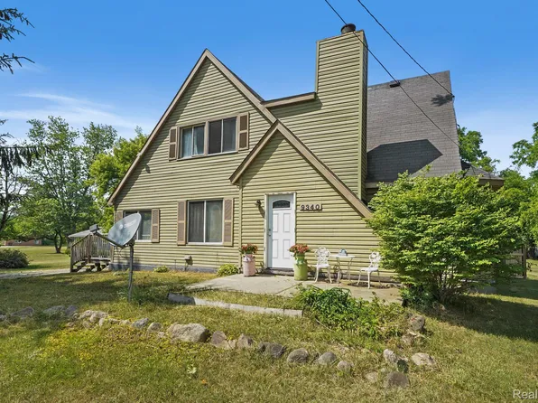 9340 W Grand River Rd, Fowlerville, MI 48836