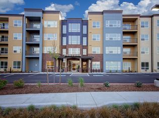 8945 SW Ash Meadows Cir #313, Wilsonville, OR 97070