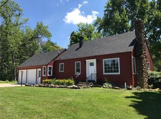 305 Arbuckle Rd, Erie, PA 16509