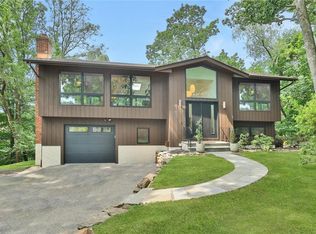 7 Summit Ter, Dobbs ferry, NY 10522