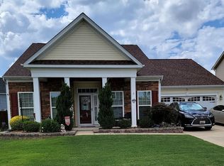 6131 Canyon Trl, Denver, NC 28037