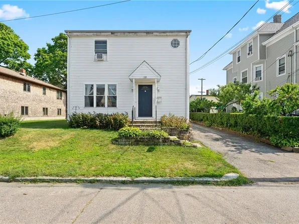 133 Suffolk Ave, Pawtucket, RI 02861