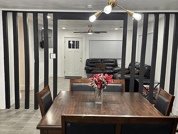 2nd image of 412 E Bowie St