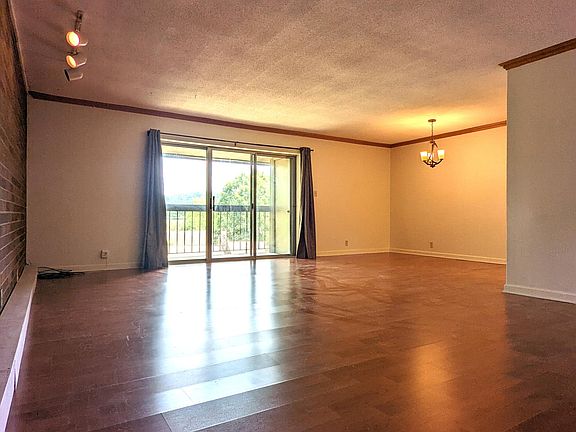 3rd image of 189 Berlin Dr #189