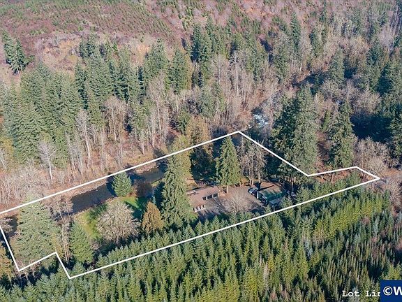 2nd image of 42801 Island Inn Dr