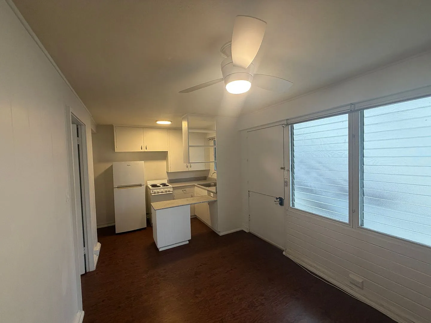 1226-1232 Young — Photo 2