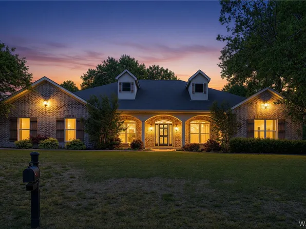 11994 Aspenwood Dr, Moundville, AL 35474