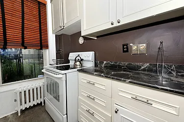 Rented by Eisenberg Exclusives