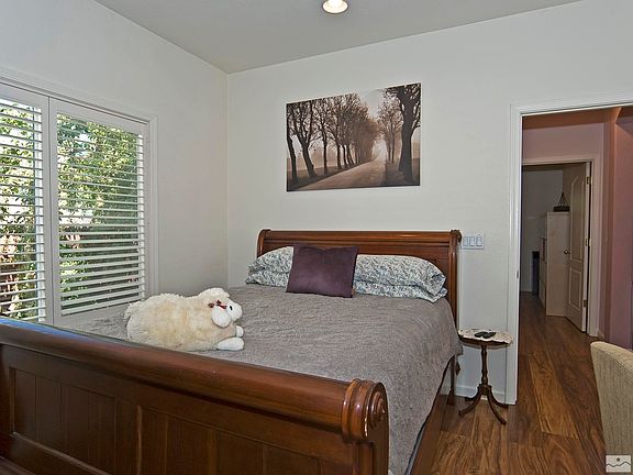 4th image of 3309 Waterfield Dr