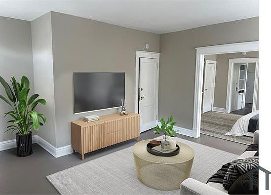 5th image of 3636 S Compton Ave #2F