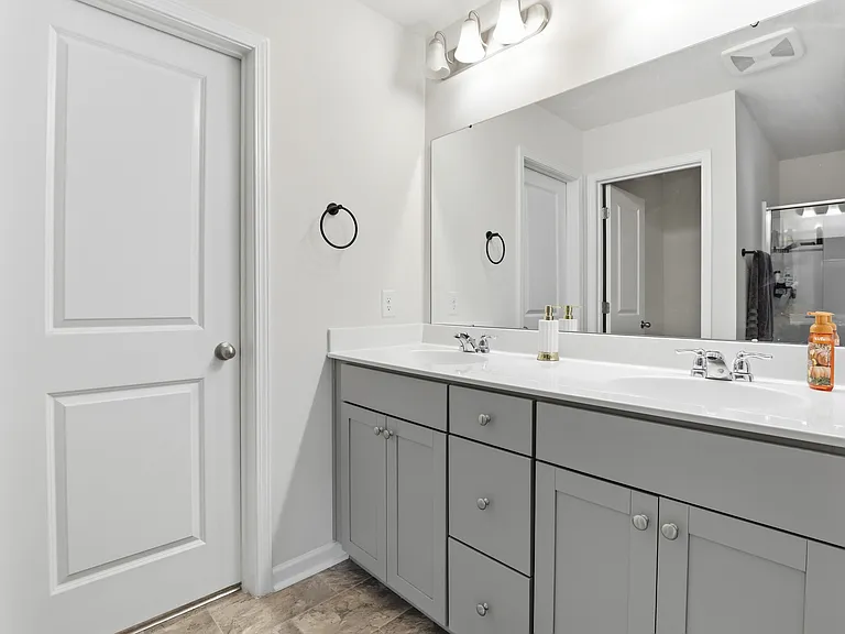 143 Benelli Dr — Photo 22