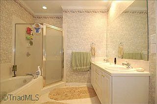 4th image of 109 Bradford Lake Ct