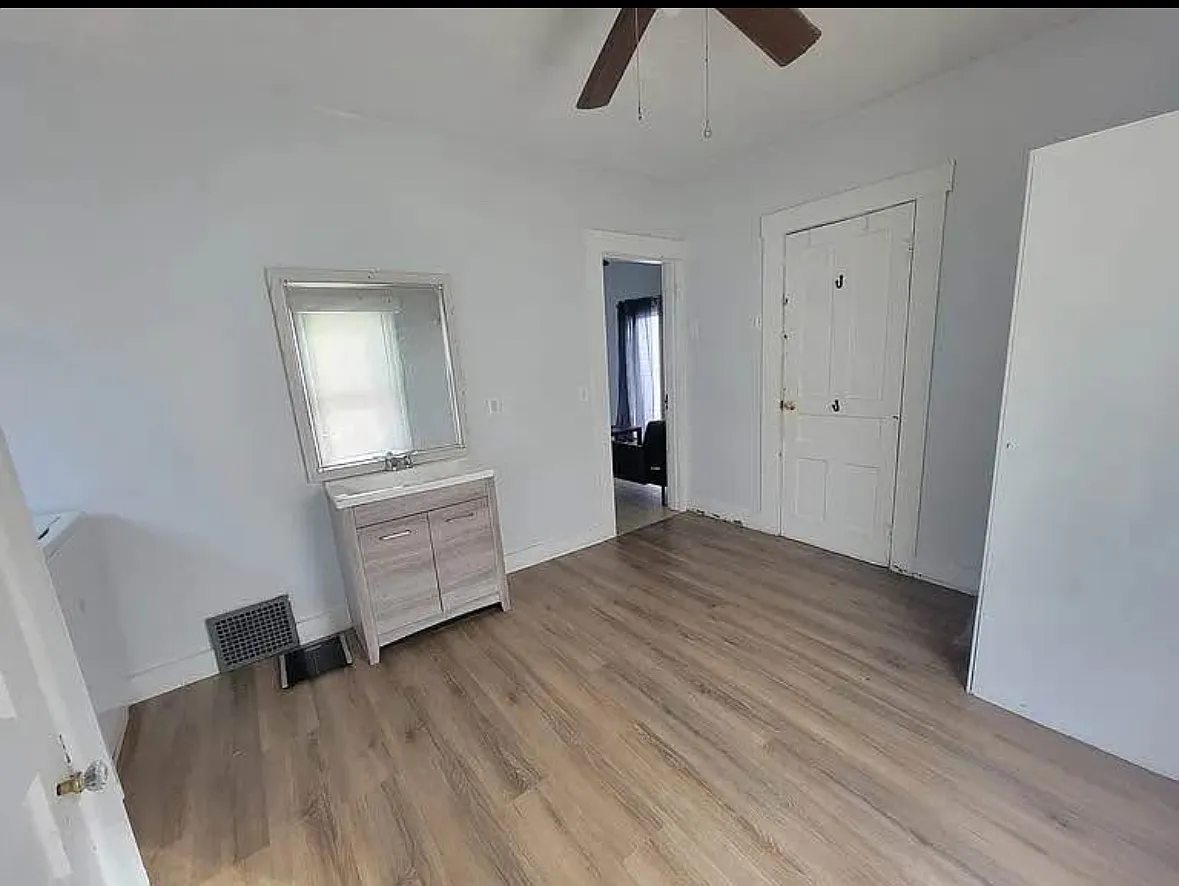 3 bed, 1452 sqft, $1,495 — Photo 1