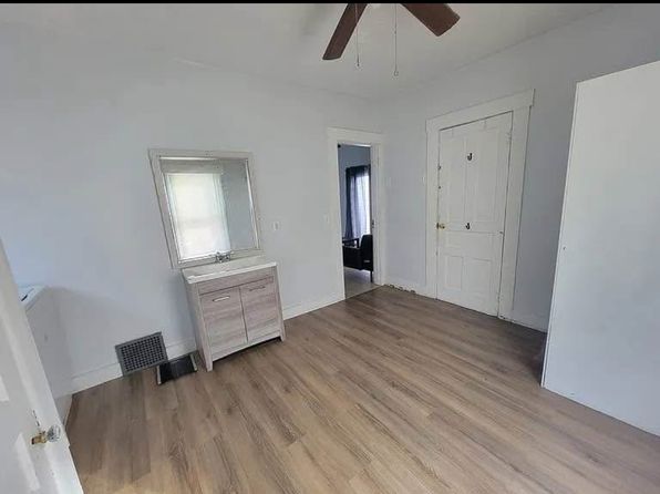 47 Burlington Ave