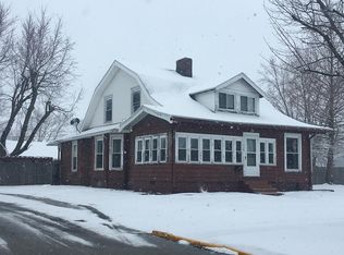 724 E Main St, Hoopeston, IL 60942