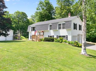 15 Lawton Dr, Brattleboro, VT 05301