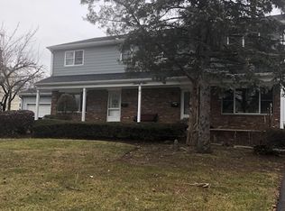 25A Millar Ct, Paramus, NJ 07652