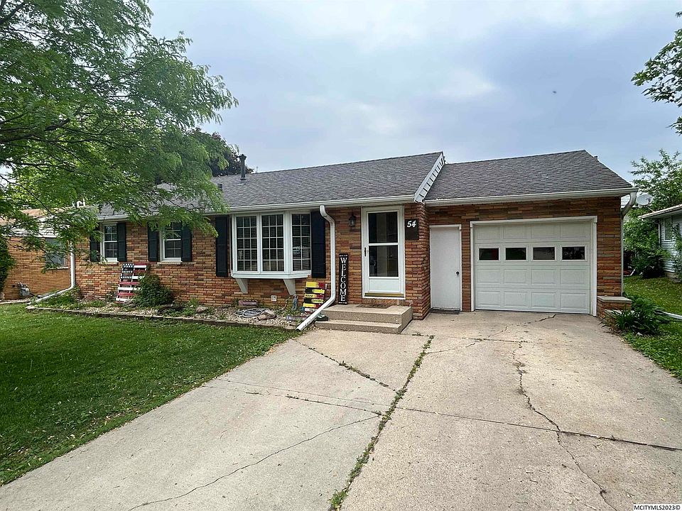 1st image of 54 Sunny Cir