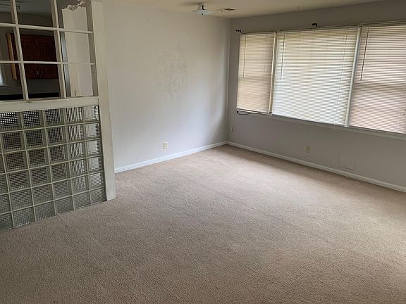 Living room 1