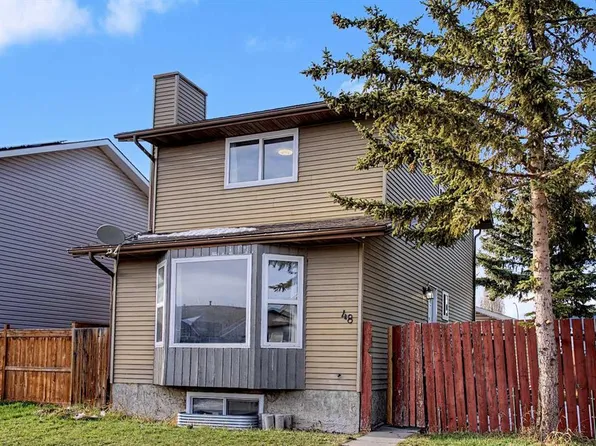 48 S Whitworth Way NE, Calgary, AB T1Y 6A8