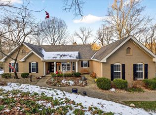 336 Wild Horse Canyon Dr, Chesterfield, MO 63005