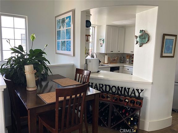 5th image of 616 Begonia Ave